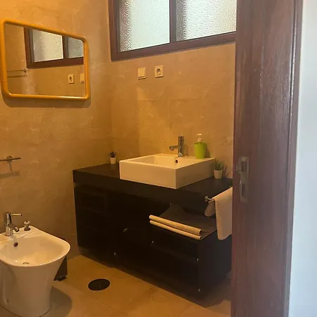 Hostel Mindelo Pensión