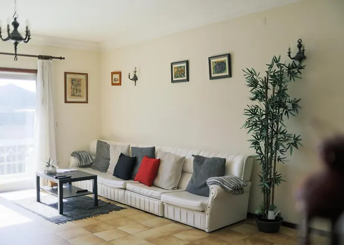 Hostel Mindelo بيت ضيافة منديلو