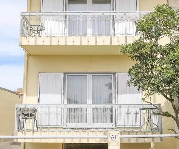 Hostel Mindelo Maison d'hôtes *