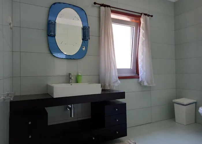 Hostel Mindelo * منديلو